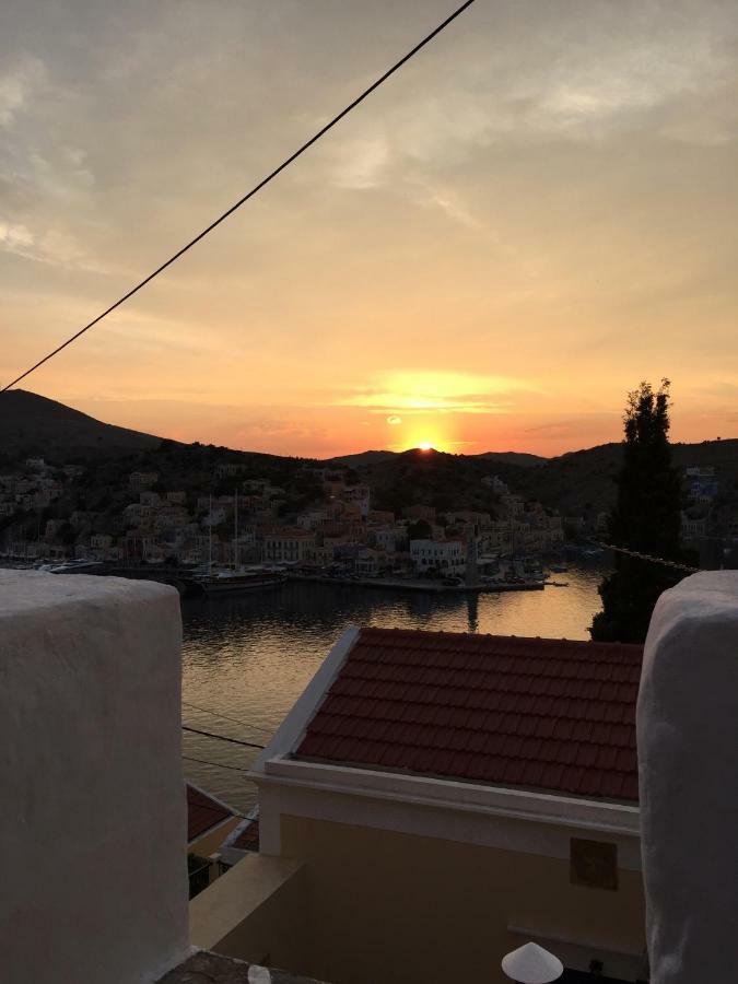 Plesner House, Symi Greece Simi Exterior foto
