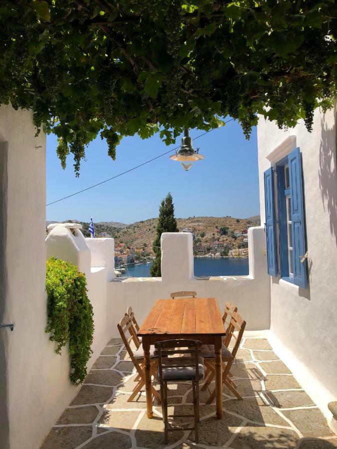 Plesner House, Symi Greece Simi Exterior foto